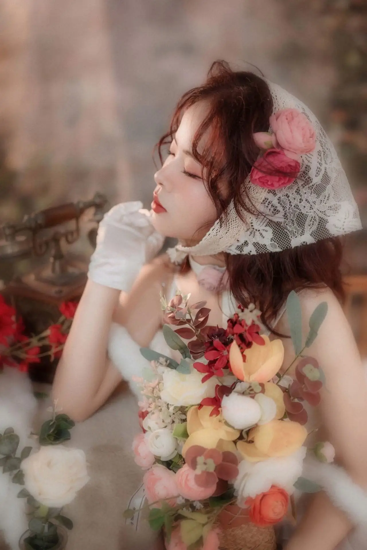 Concept “Ethereal Garden” – Vẻ Đẹp Mộng Mơ Giữa Không Gian Hoa Lá Bay Nhẹ - Ảnh 4