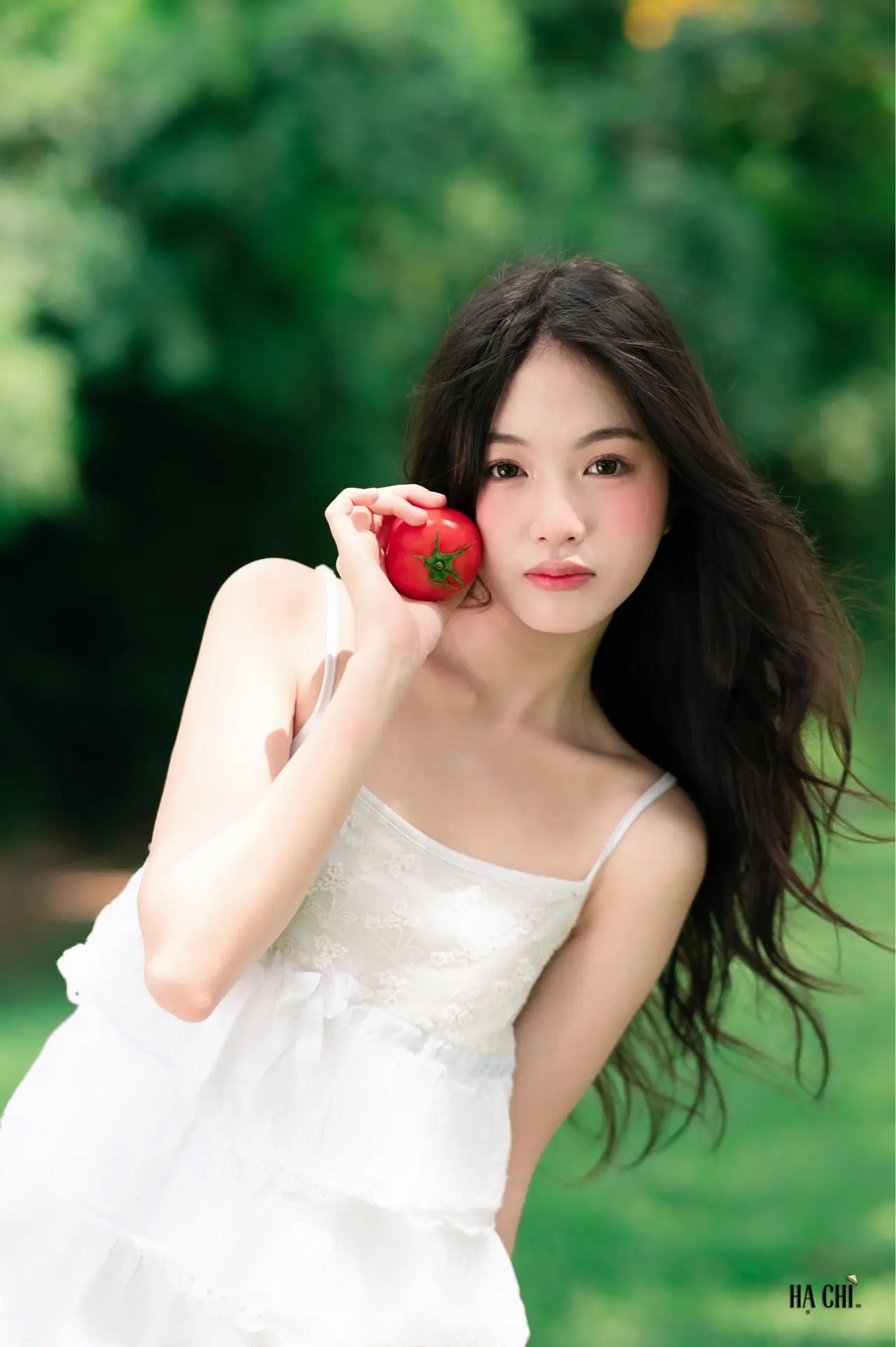 Concept “La Muse Cổ Điển” – Nàng Thơ Kiêu Sa Trong Không Gian Vintage Phủ Ánh Sáng Vàng - Ảnh 5