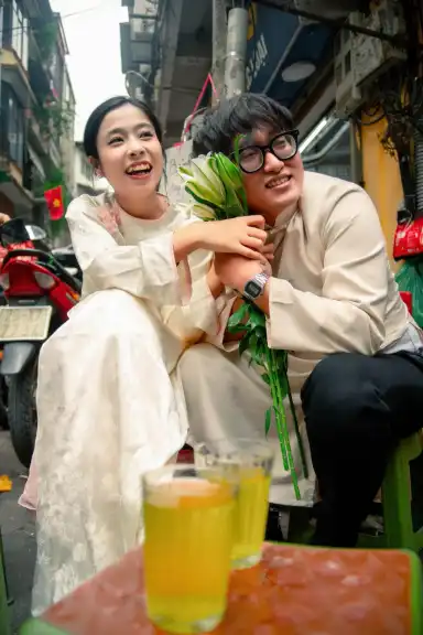 Concept "Two Hearts, One Journey" – Hai Trái Tim, Một Hành Trình