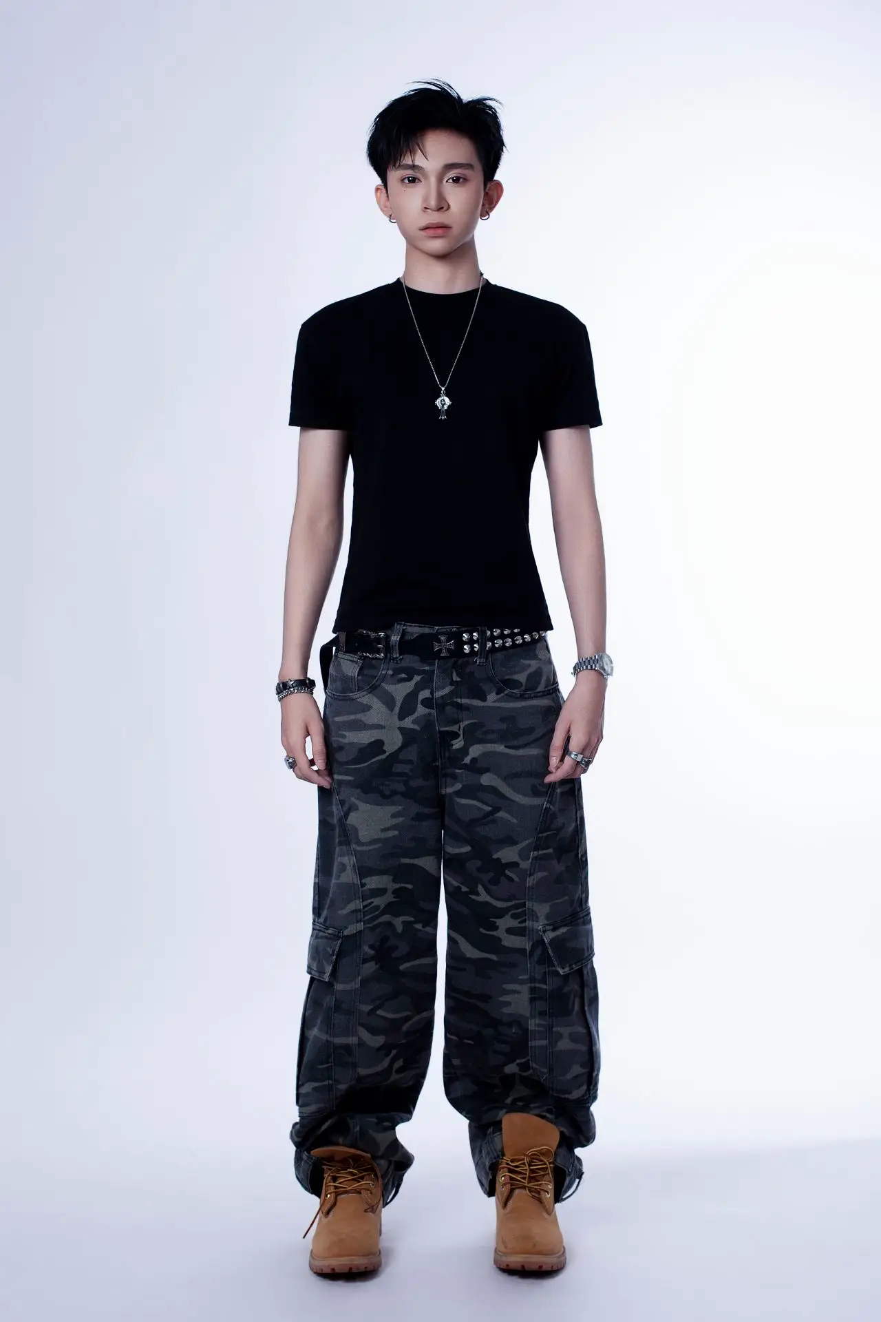 Concept “Dark Elegance” – Sự Thanh Lịch Mang Nét Cá Tính Và Lạnh Lùng 🖤 - Ảnh 2