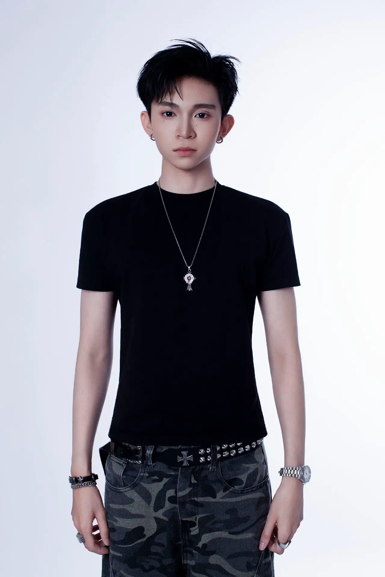 Concept “Dark Elegance” – Sự Thanh Lịch Mang Nét Cá Tính Và Lạnh Lùng 🖤 - Ảnh 3